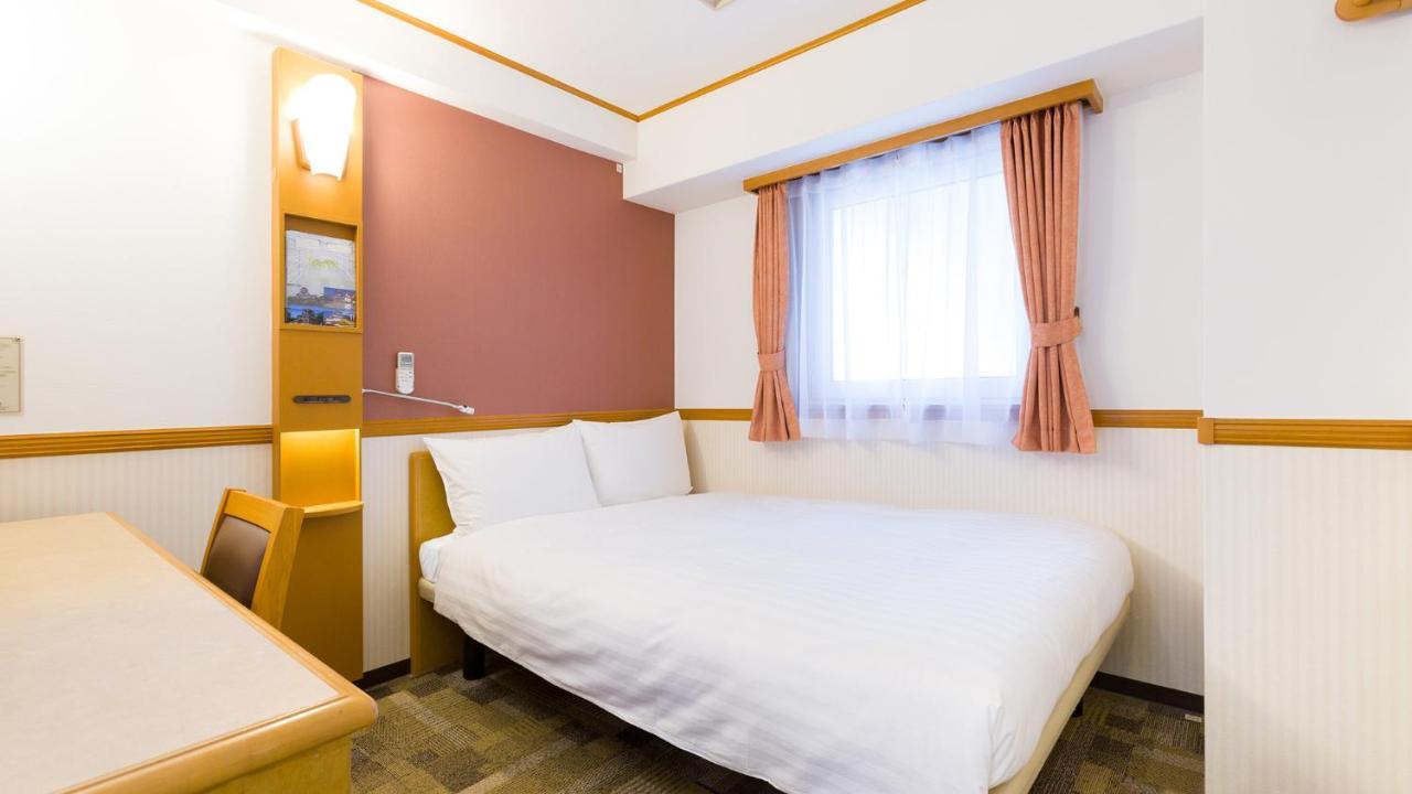 Toyoko Inn Tokyo Shinagawa-Eki Takanawa-Guchi מראה חיצוני תמונה