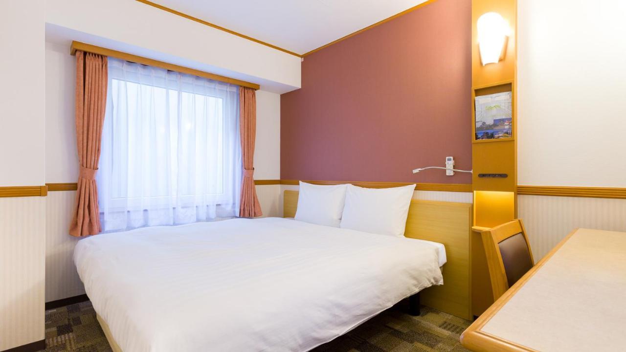 Toyoko Inn Tokyo Shinagawa-Eki Takanawa-Guchi מראה חיצוני תמונה