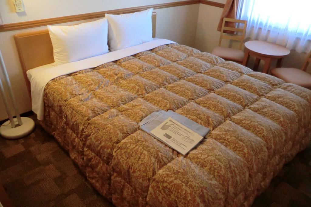 Toyoko Inn Tokyo Shinagawa-Eki Takanawa-Guchi מראה חיצוני תמונה