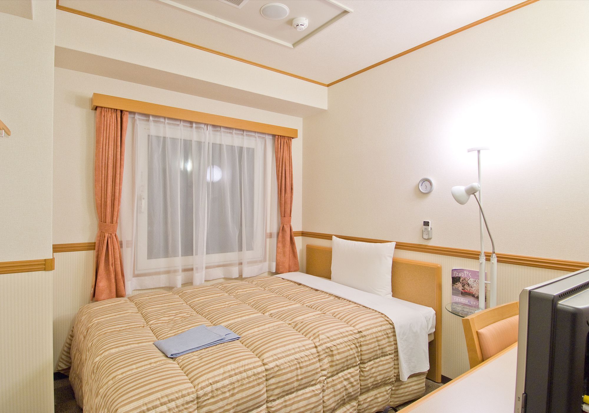 Toyoko Inn Tokyo Shinagawa-Eki Takanawa-Guchi מראה חיצוני תמונה