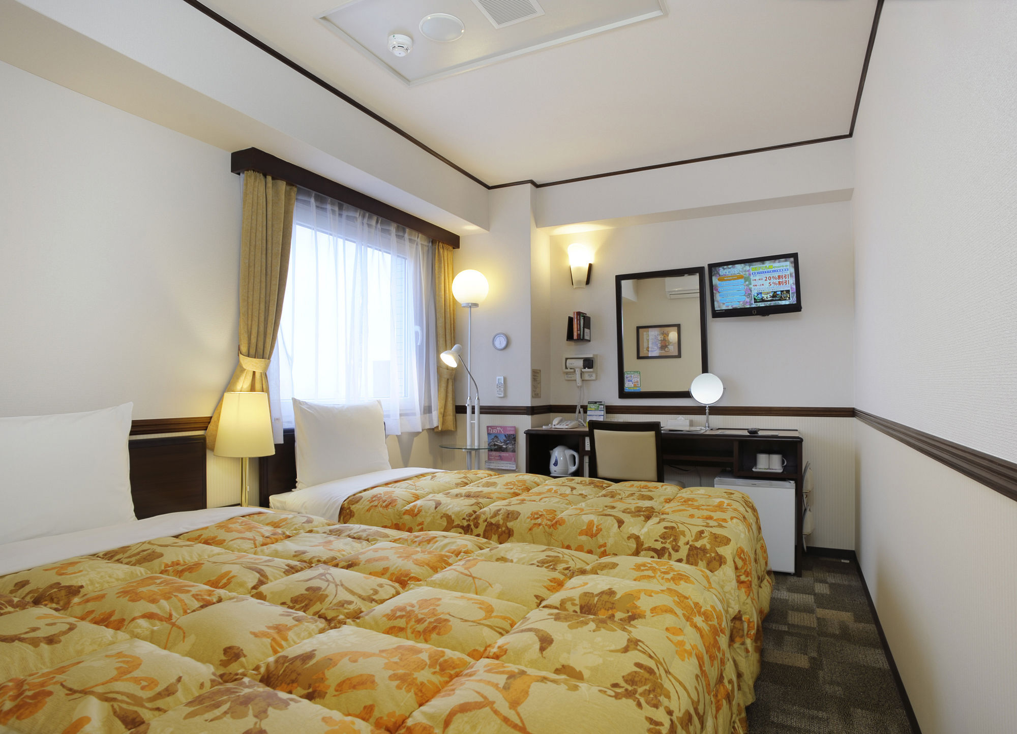 Toyoko Inn Tokyo Shinagawa-Eki Takanawa-Guchi מראה חיצוני תמונה