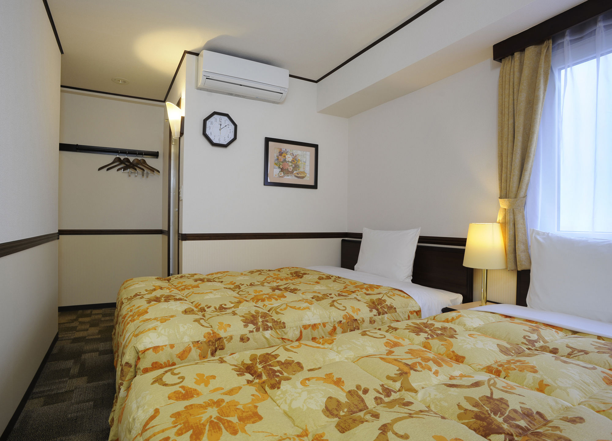 Toyoko Inn Tokyo Shinagawa-Eki Takanawa-Guchi מראה חיצוני תמונה